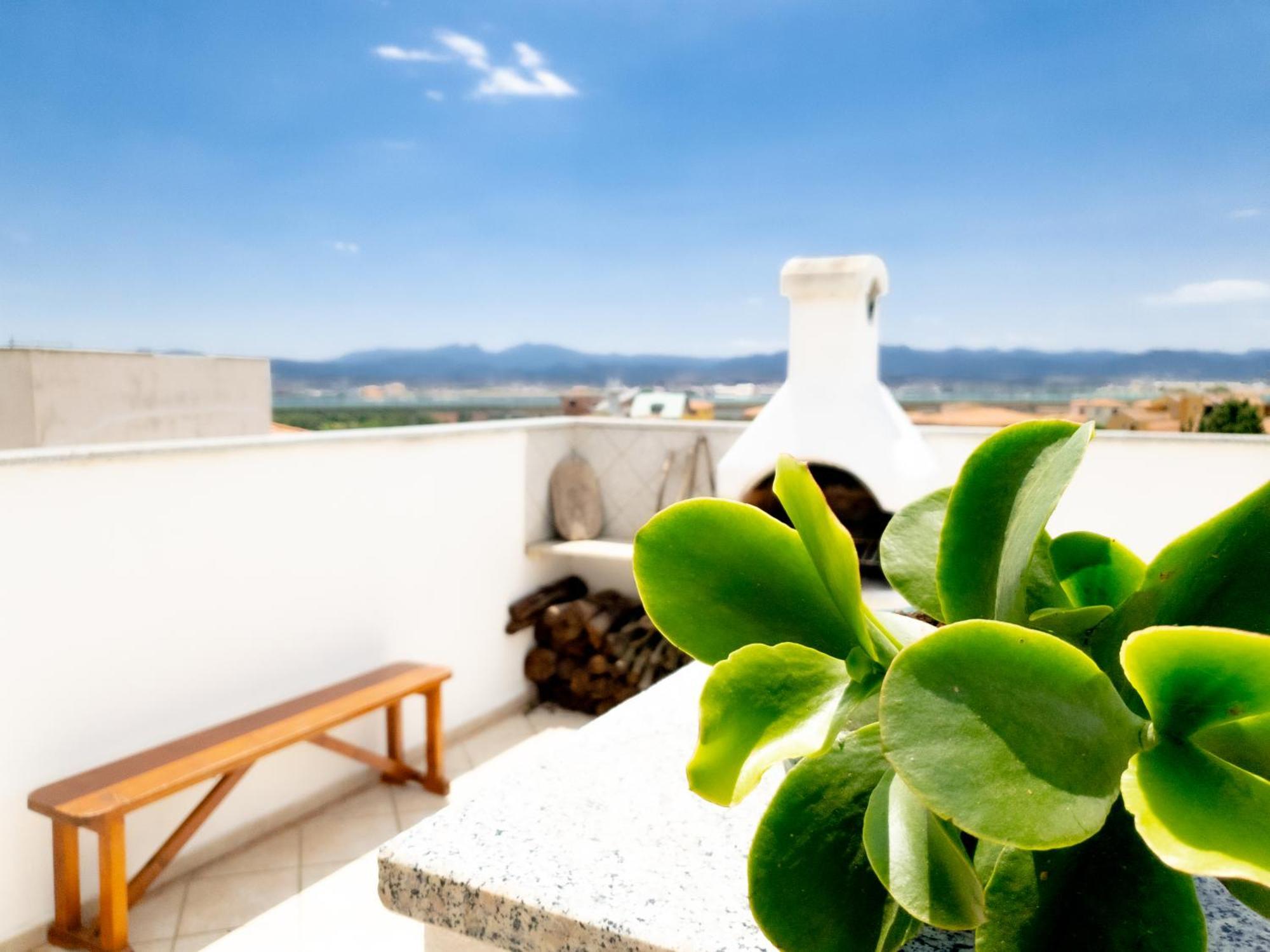 Penthouse Attico Pop - Pms Casevacanze Όλμπια Εξωτερικό φωτογραφία