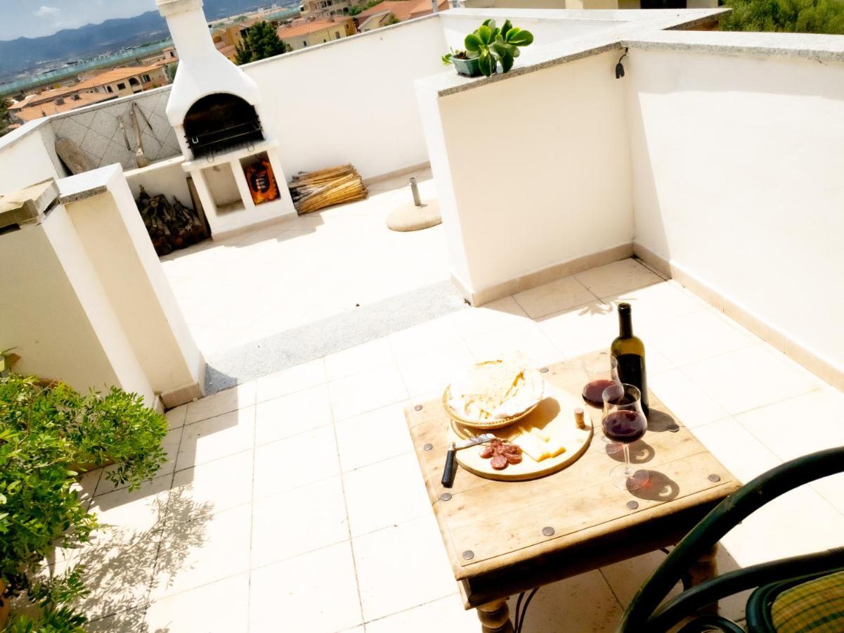Penthouse Attico Pop - Pms Casevacanze Όλμπια Εξωτερικό φωτογραφία
